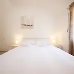 Two Bedroom Apartment In The Old Town Marija